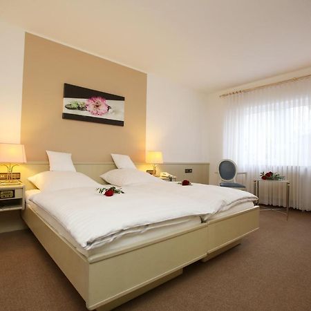 Hotel Am Peterstor Montabaur Ruang foto