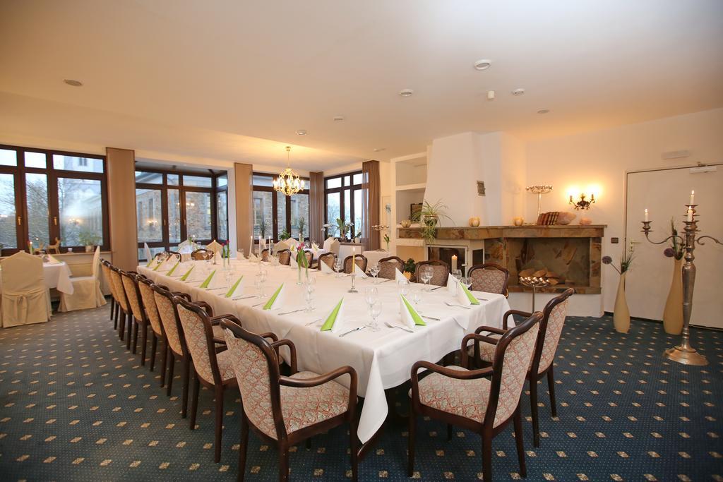 Hotel Am Peterstor Montabaur Bagian luar foto