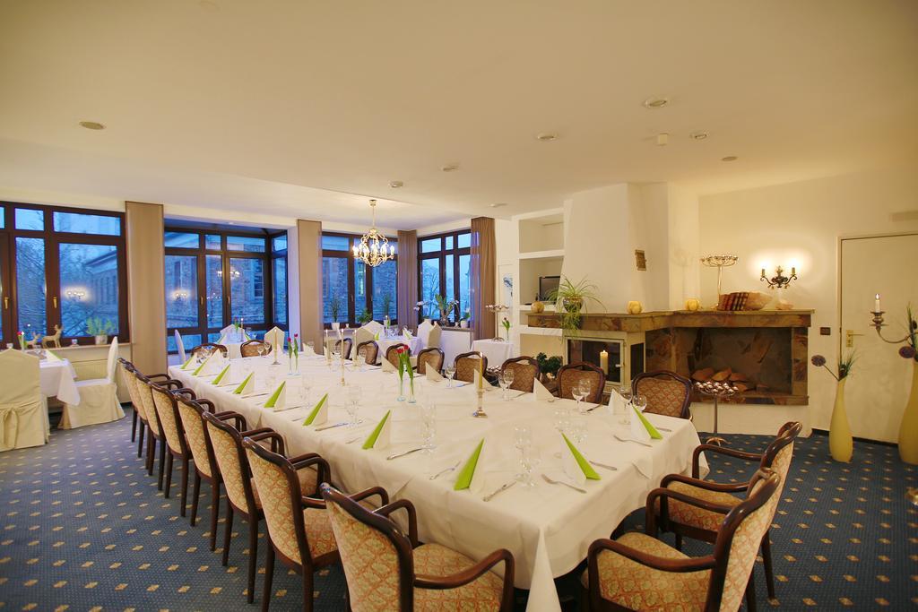 Hotel Am Peterstor Montabaur Bagian luar foto